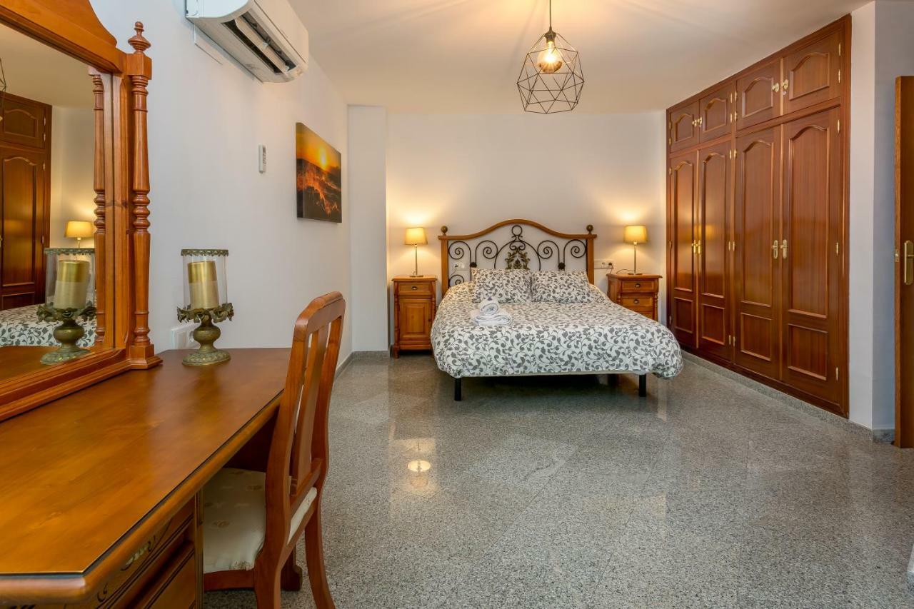 Sf Carihuela Luxury Suite Torremolinos Exterior foto