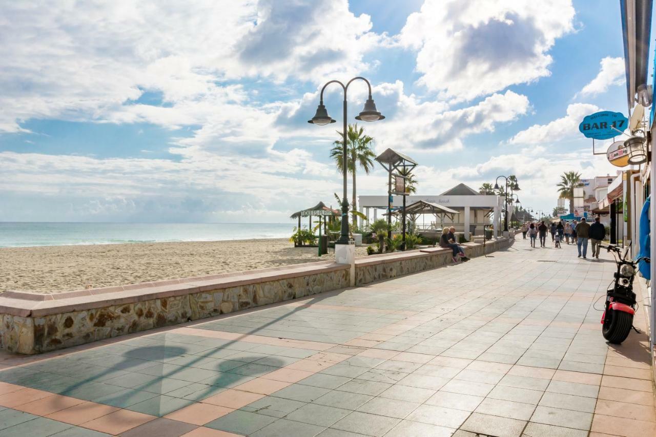Sf Carihuela Luxury Suite Torremolinos Exterior foto